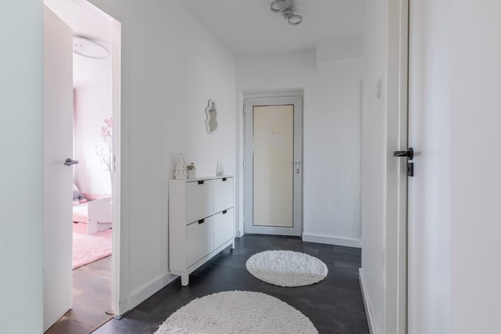 Foto 12 van Poelenburg 50