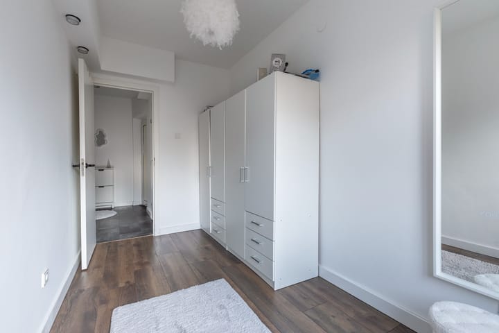 Foto 16 van Poelenburg 50