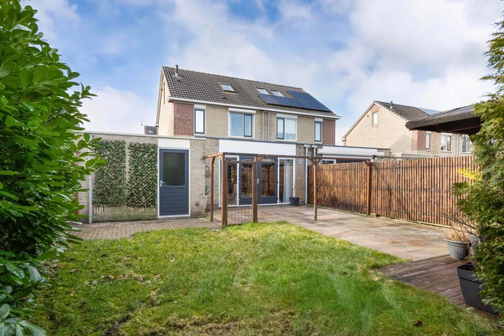 Foto 6 van Lisdodde 36