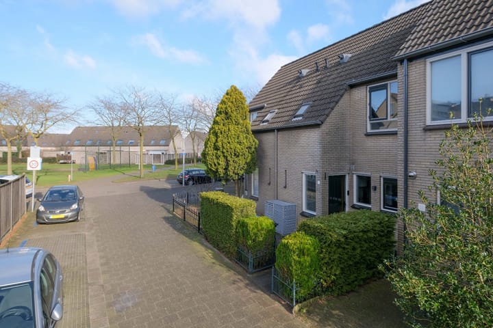 Foto 2 van Vijverhof 27