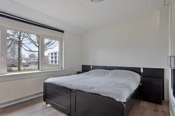 Foto 24 van Lijsterstraat 83