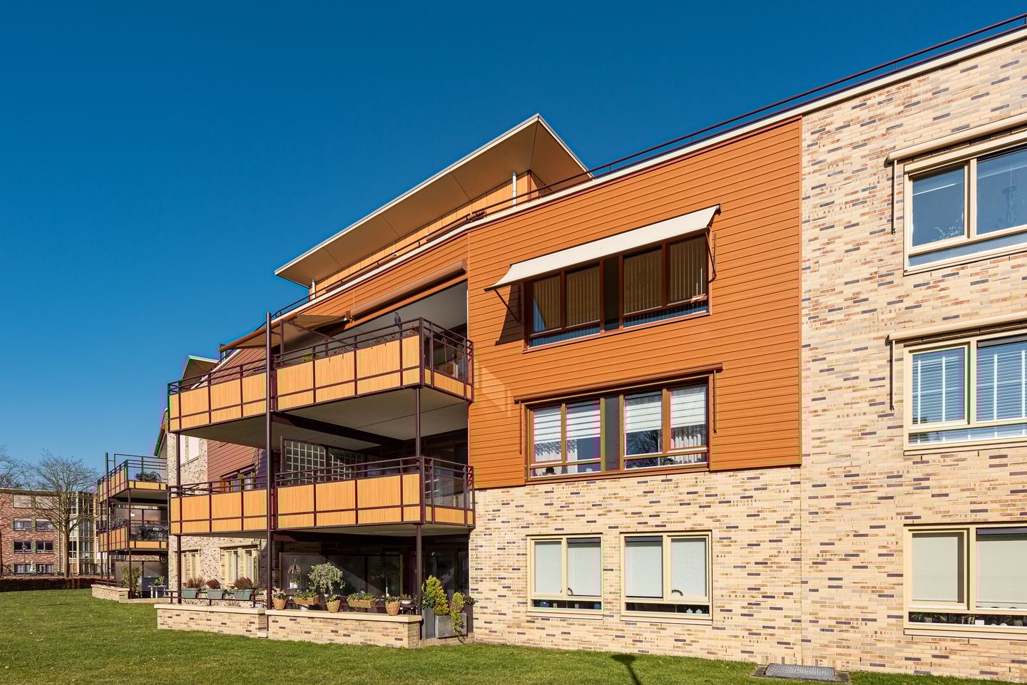 Foto 1 van Zeshoven 35