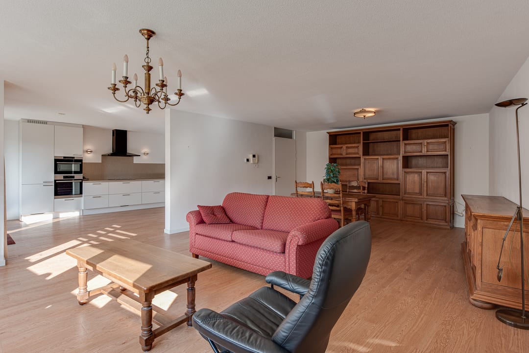 Photo 2 of Zeshoven 35