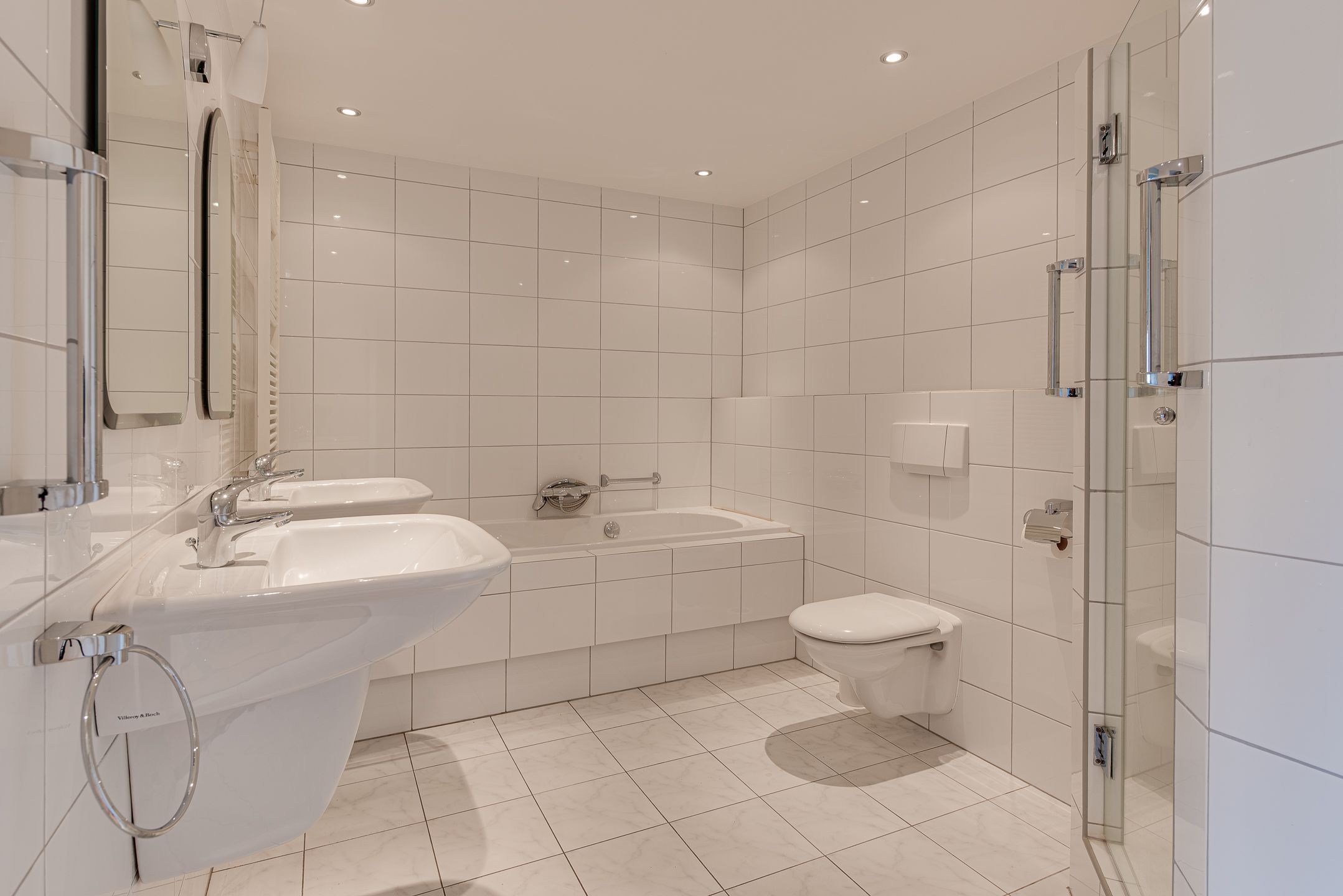 Photo 12 of Zeshoven 35