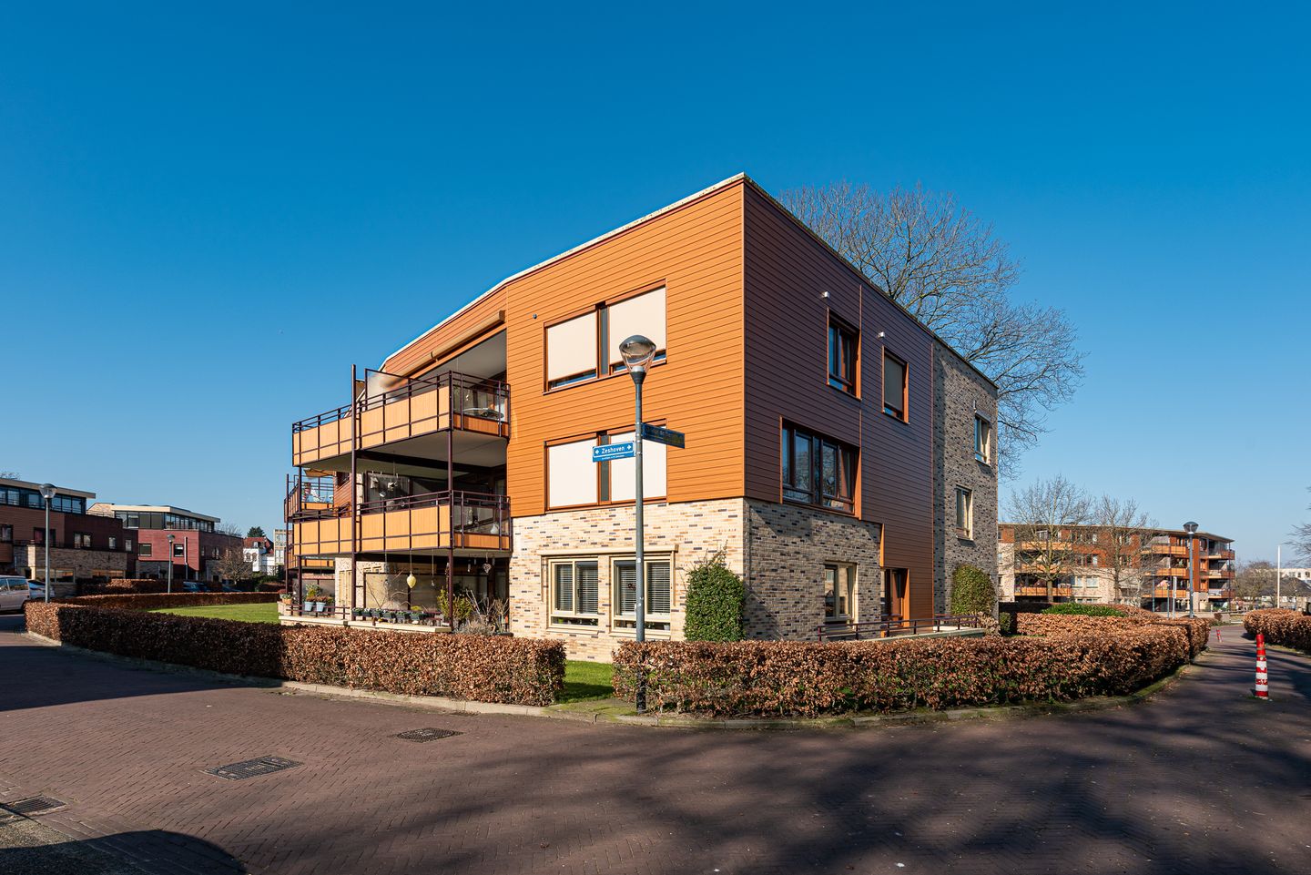 Photo 29 of Zeshoven 35