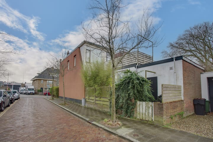 Photo 38 of Rhijngeesterstraatweg 23