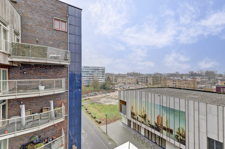 Foto 38 van Admiraalsplein 144