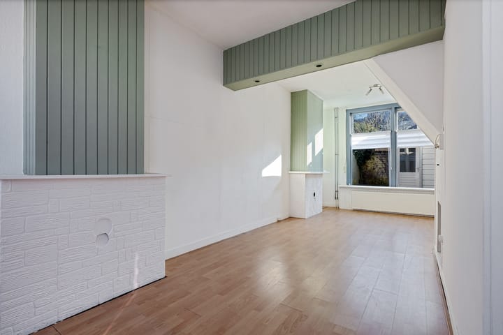 Foto 16 van Willem Loréstraat 14