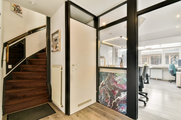 Foto 6 van Knikbloem 23