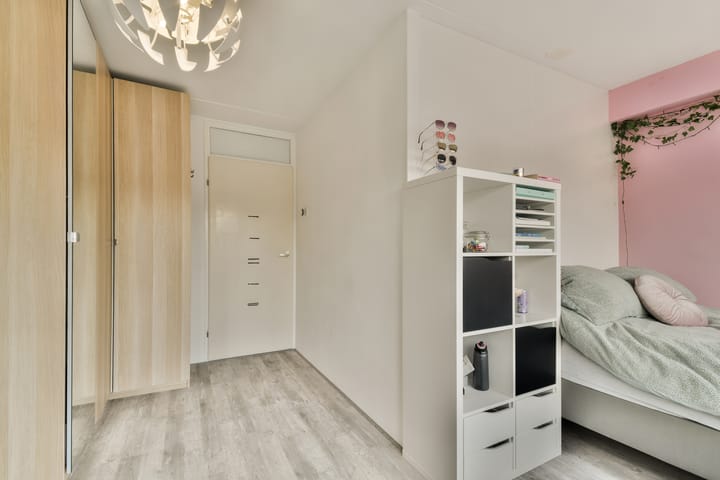 Foto 26 van Knikbloem 23