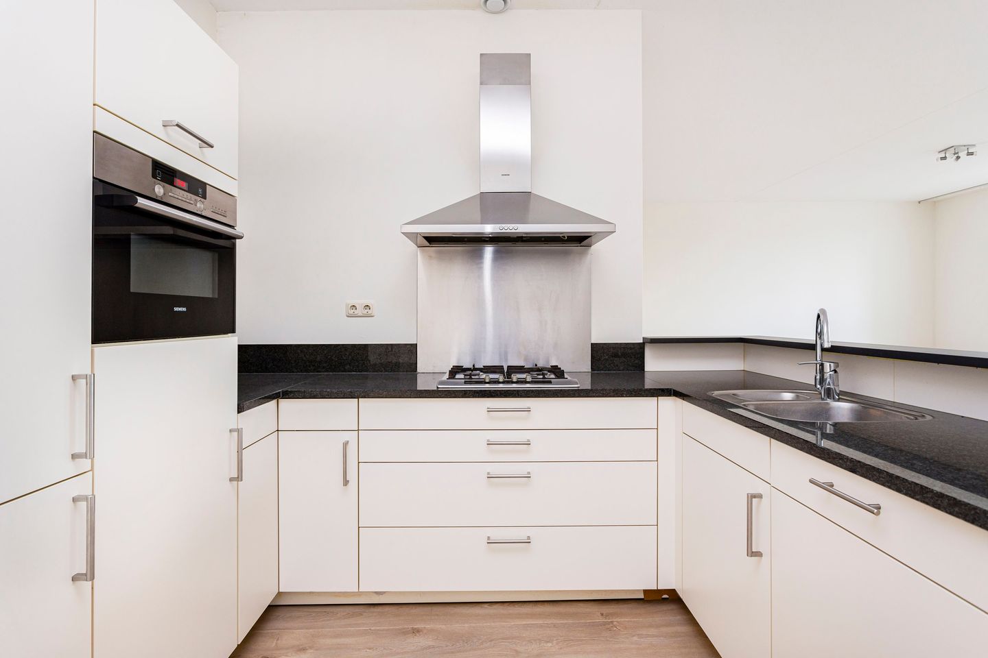 Photo 14 of De Hoopkade 16