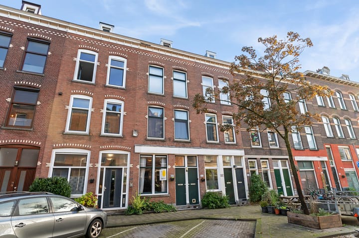 Foto 27 van Opzoomerstraat 30-A