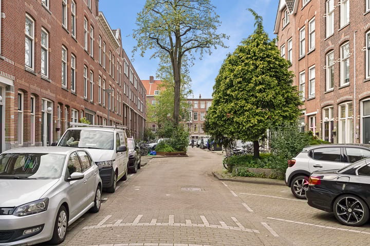 Foto 31 van Opzoomerstraat 30-A