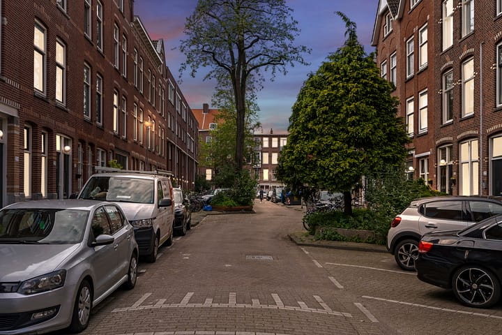 Foto 35 van Opzoomerstraat 30-A