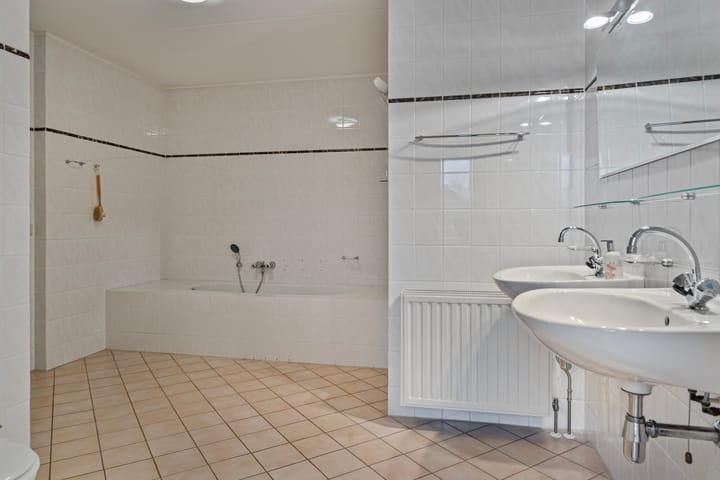 Foto 26 van Molenbeemden 50