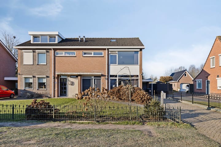 Foto 35 van Willem Grolstraat 56