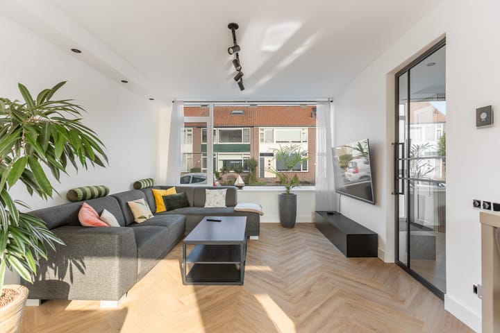 Foto 6 van Azaleastraat 15