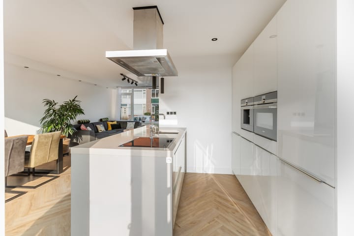 Foto 14 van Azaleastraat 15