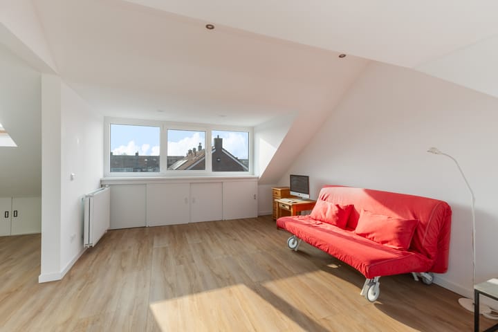 Foto 32 van Azaleastraat 15