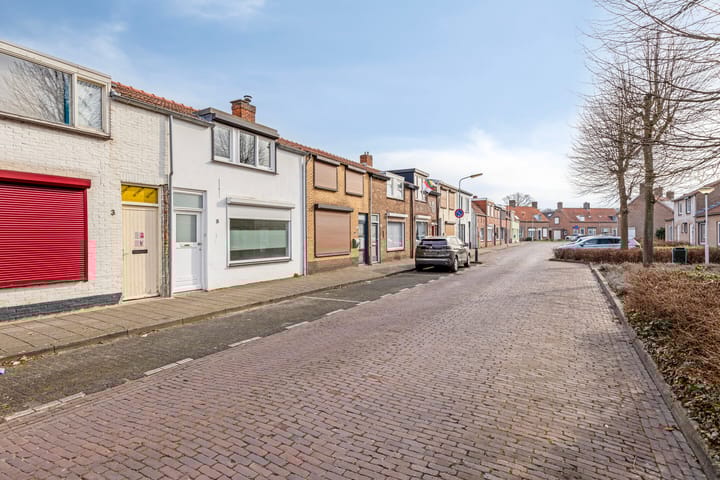 Foto 30 van Rooseveltweg 5