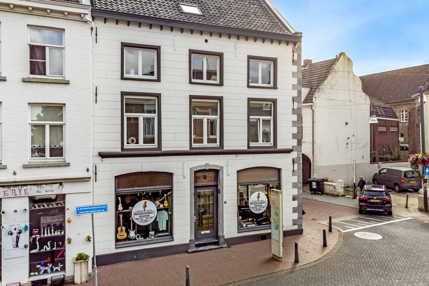 Bekijk foto 1 van Minderbroedersstraat 19