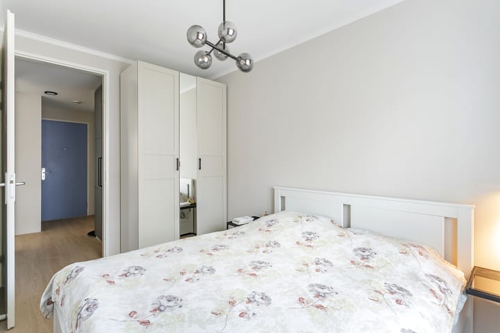 Foto 26 van Jan den Haenstraat 42-C