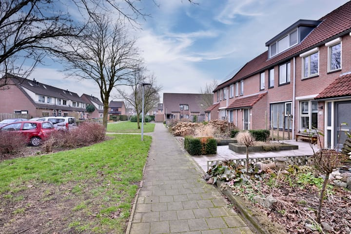 Foto 32 van De Dèle 28