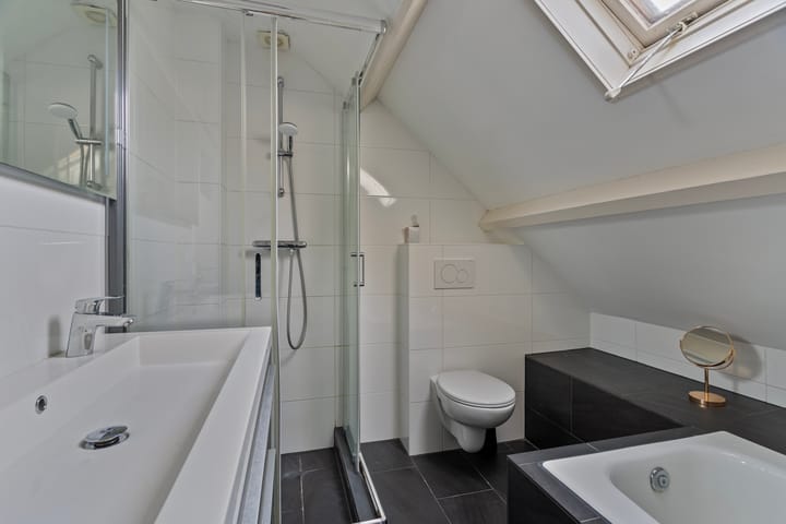 Photo 21 of Mr.J.C.Bührmannlaan 52