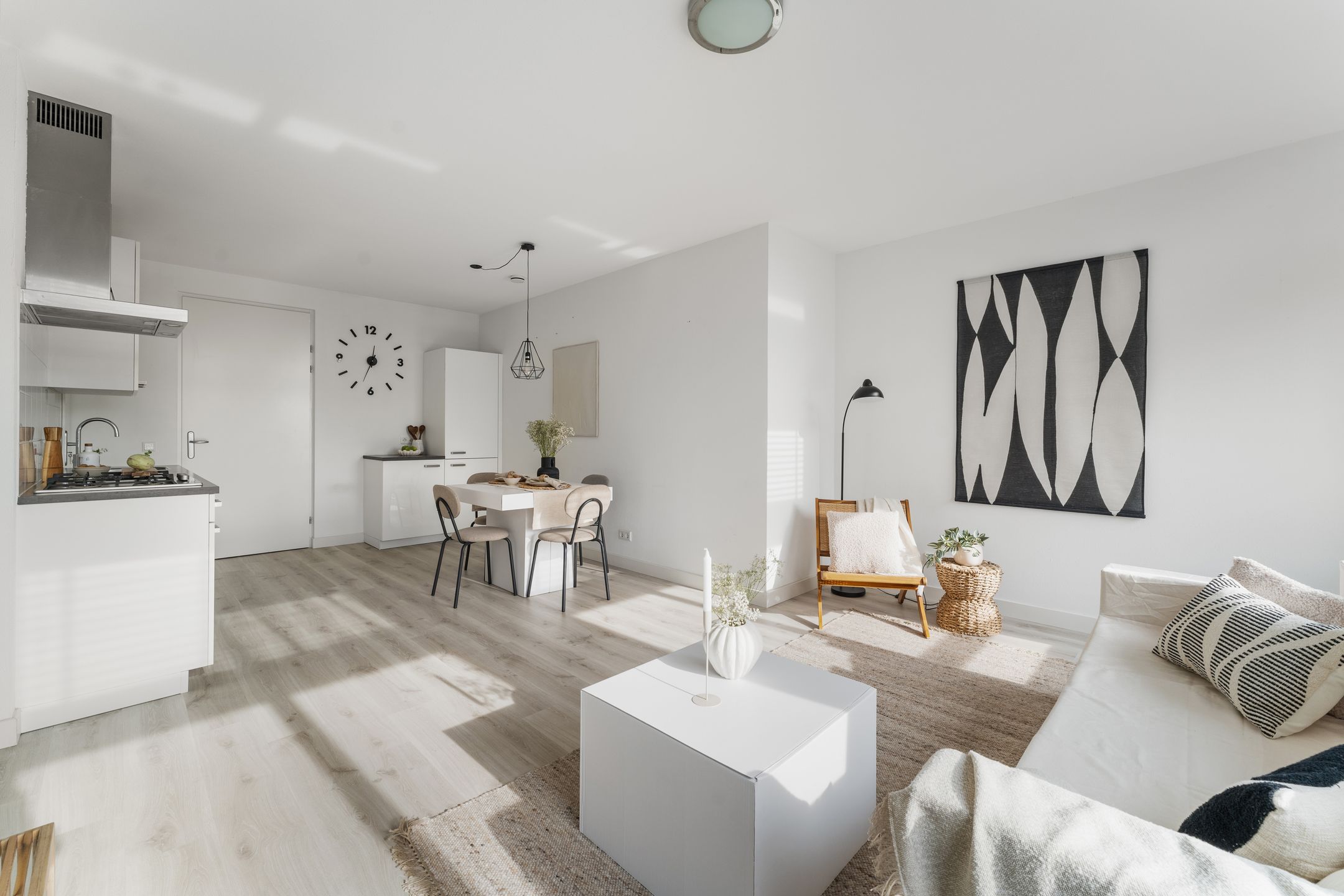 Photo 9 of Prins Bernhardstraat 47-D