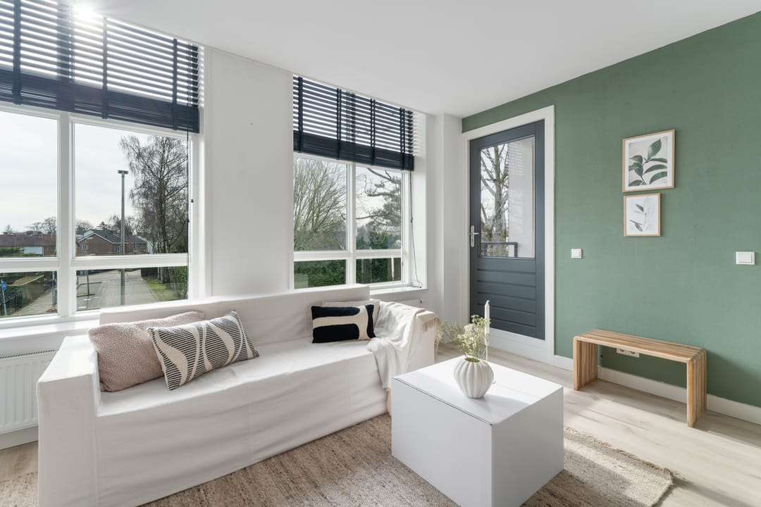 Photo 11 of Prins Bernhardstraat 47-D