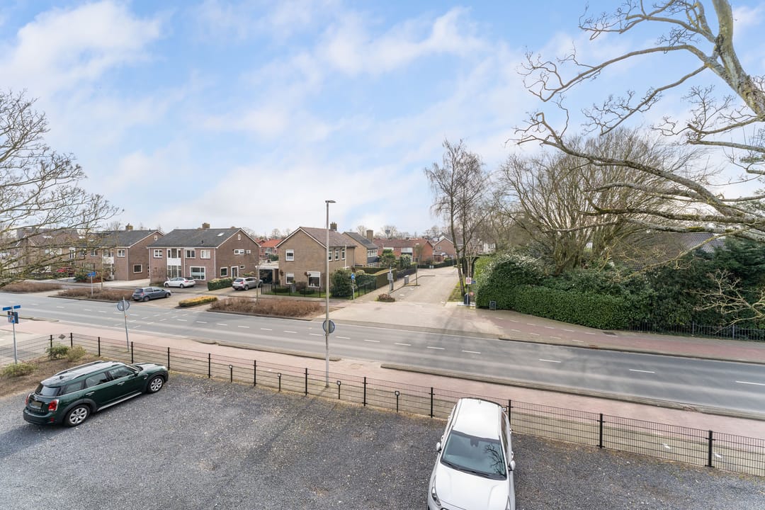 Photo 13 of Prins Bernhardstraat 47-D