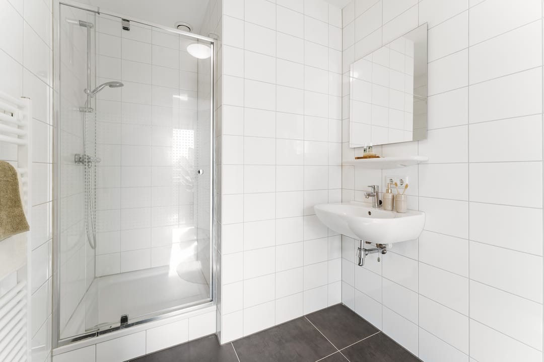 Photo 17 of Prins Bernhardstraat 47-D