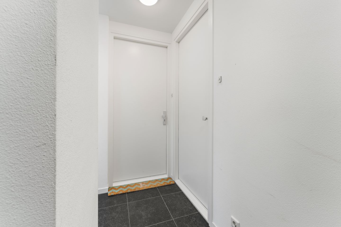 Photo 19 of Prins Bernhardstraat 47-D