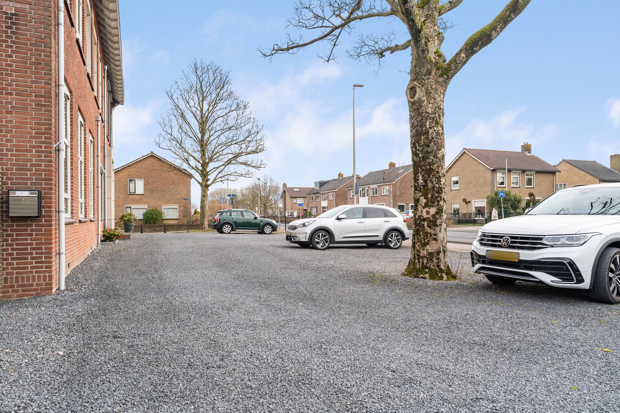 Photo 21 of Prins Bernhardstraat 47-D