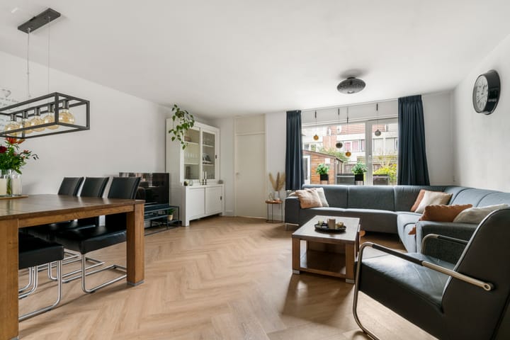 Foto 2 van Carolineburg 63