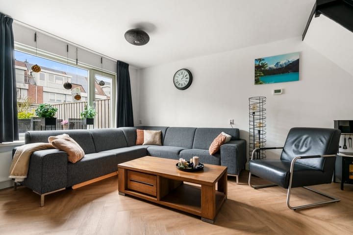 Foto 6 van Carolineburg 63