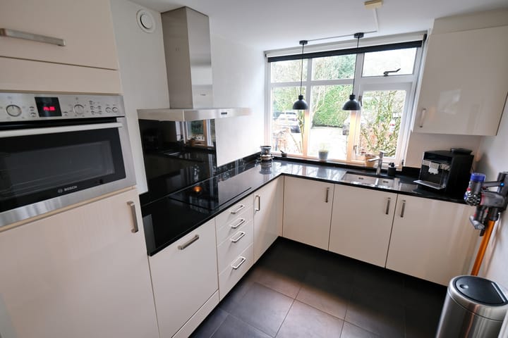 Foto 9 van Poggenbeekstraat 1