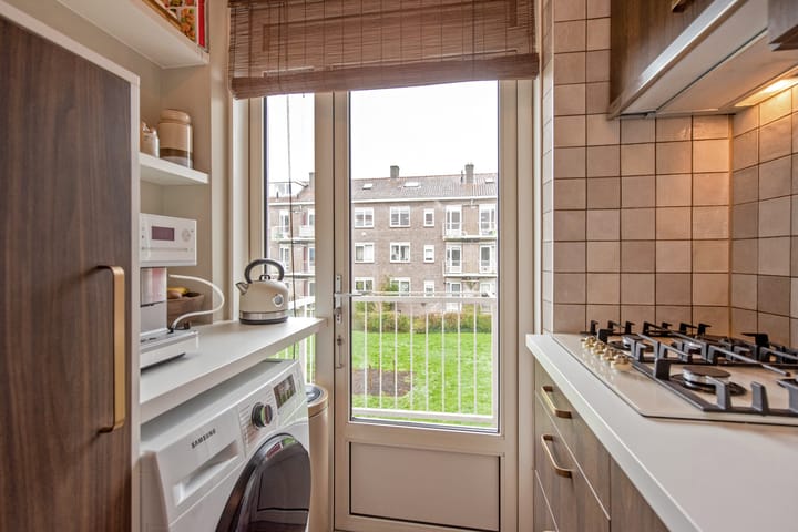 Foto 13 van Wijnandt van Elststraat 34