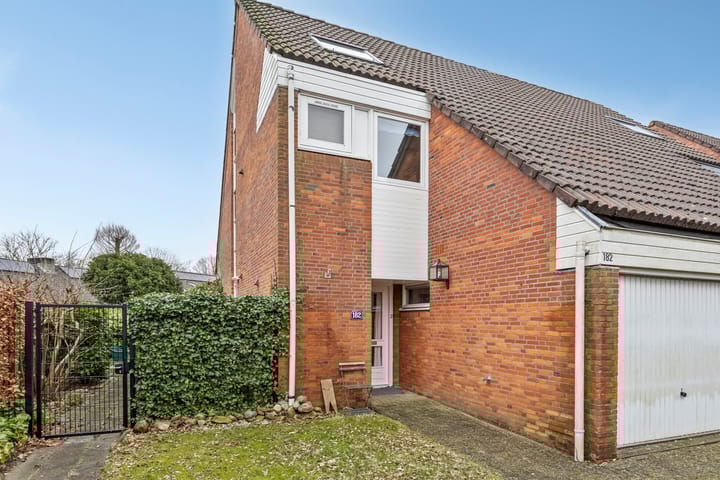 Photo 1 of Willem-Alexanderplantsoen 182