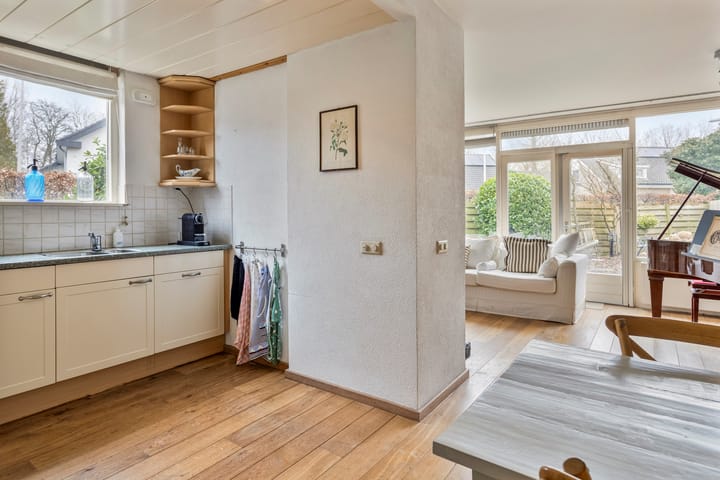 Photo 16 of Willem-Alexanderplantsoen 182