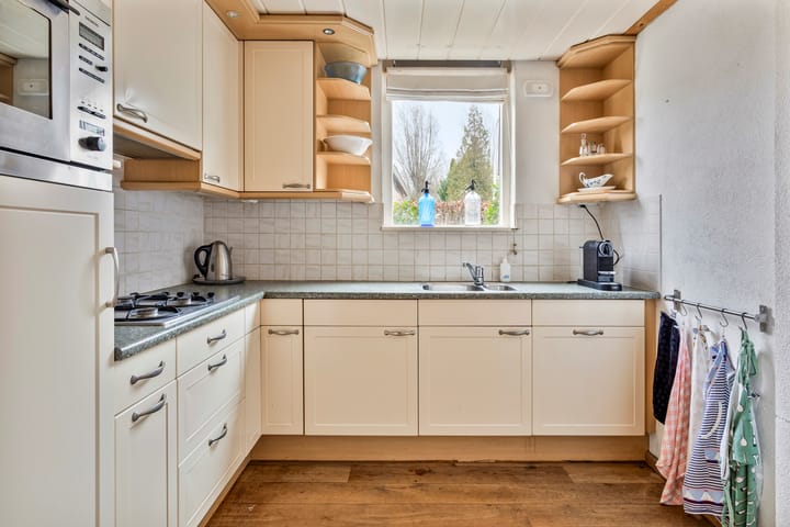 Photo 18 of Willem-Alexanderplantsoen 182