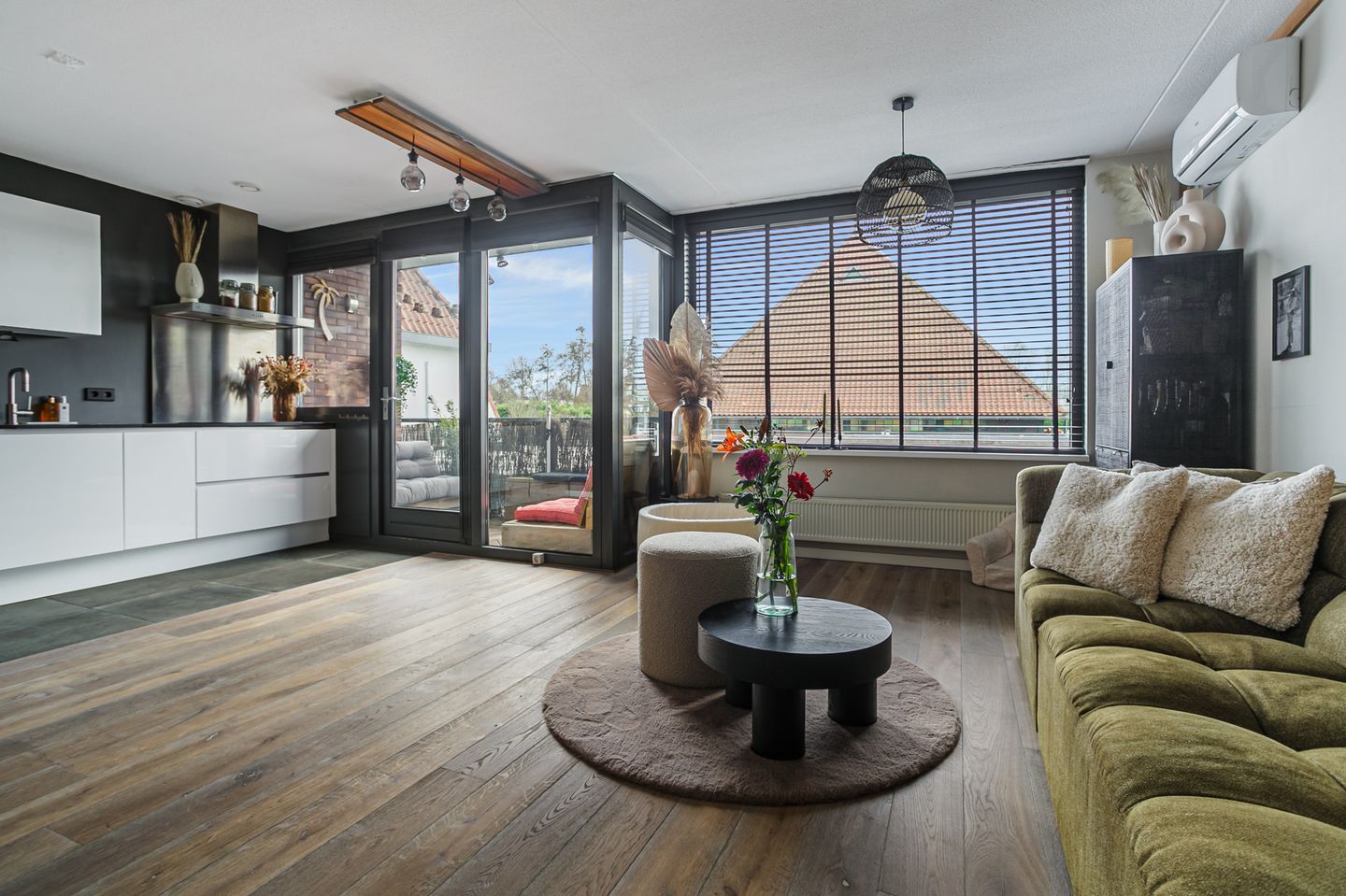 Foto 4 van Zuideinde 30-D