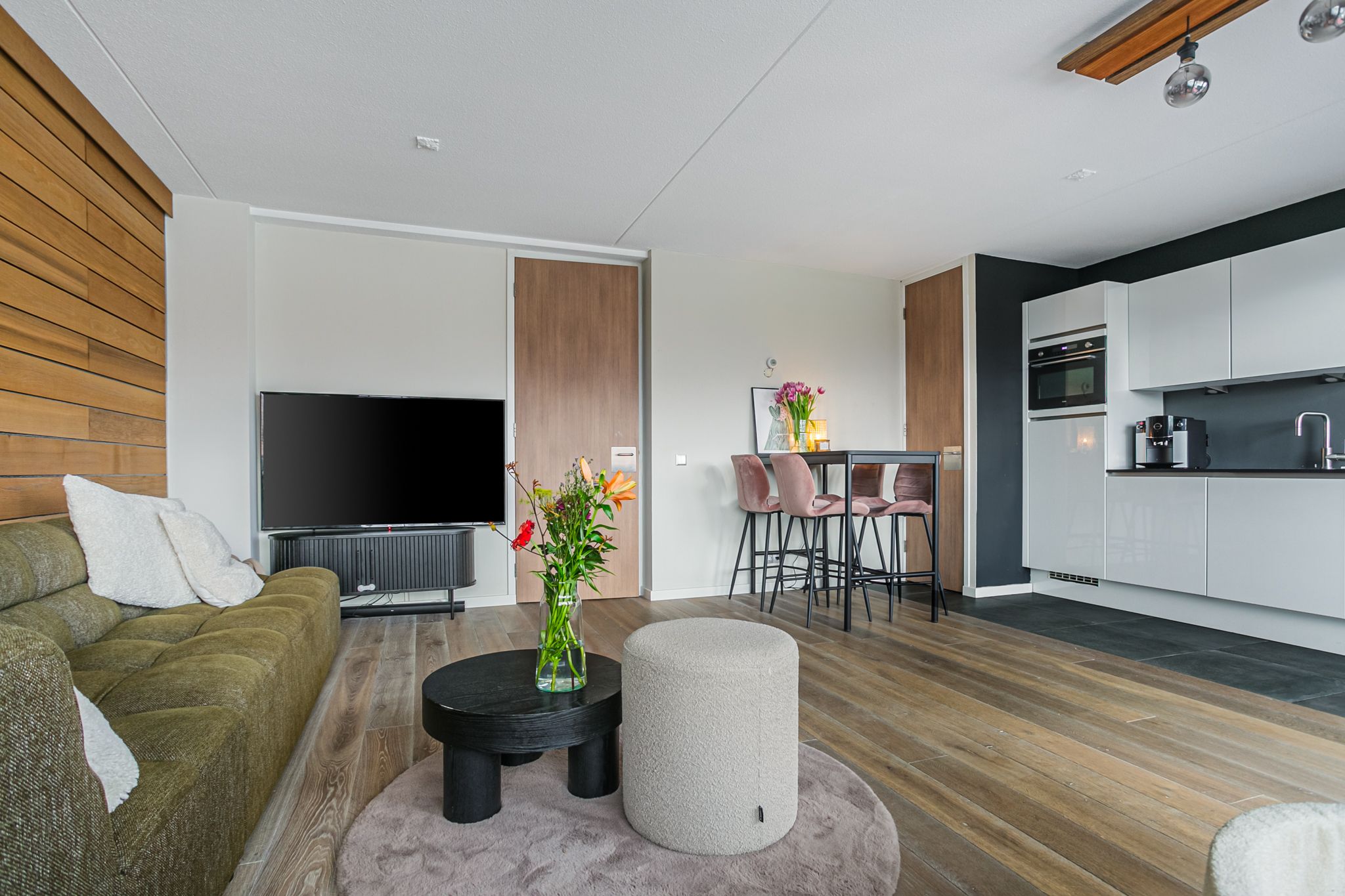 Foto 9 van Zuideinde 30-D