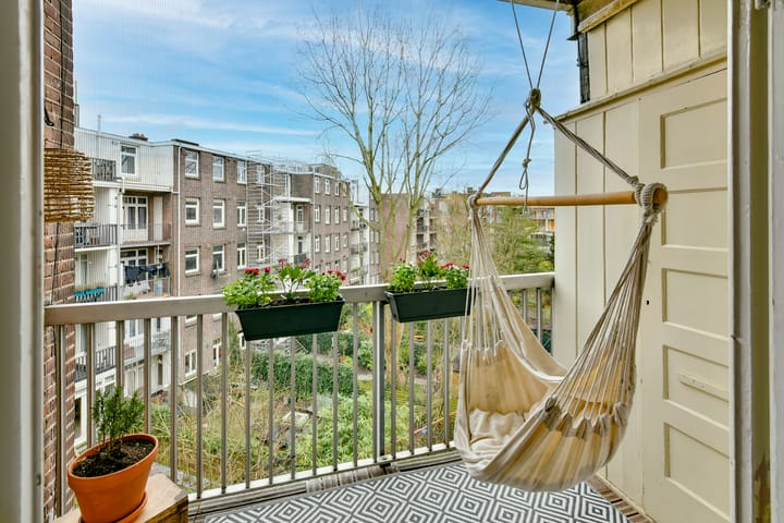 Photo 6 of Chasséstraat 52-3