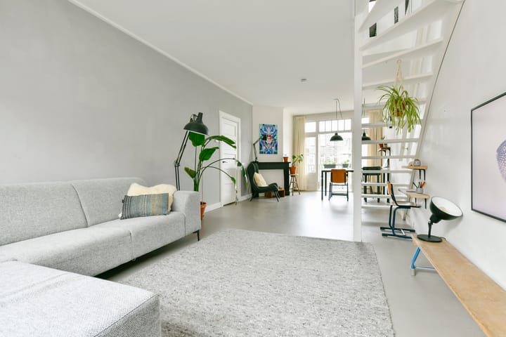 Photo 2 of Chasséstraat 52-3