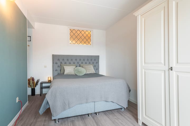 Foto 12 van Renooiplein 27