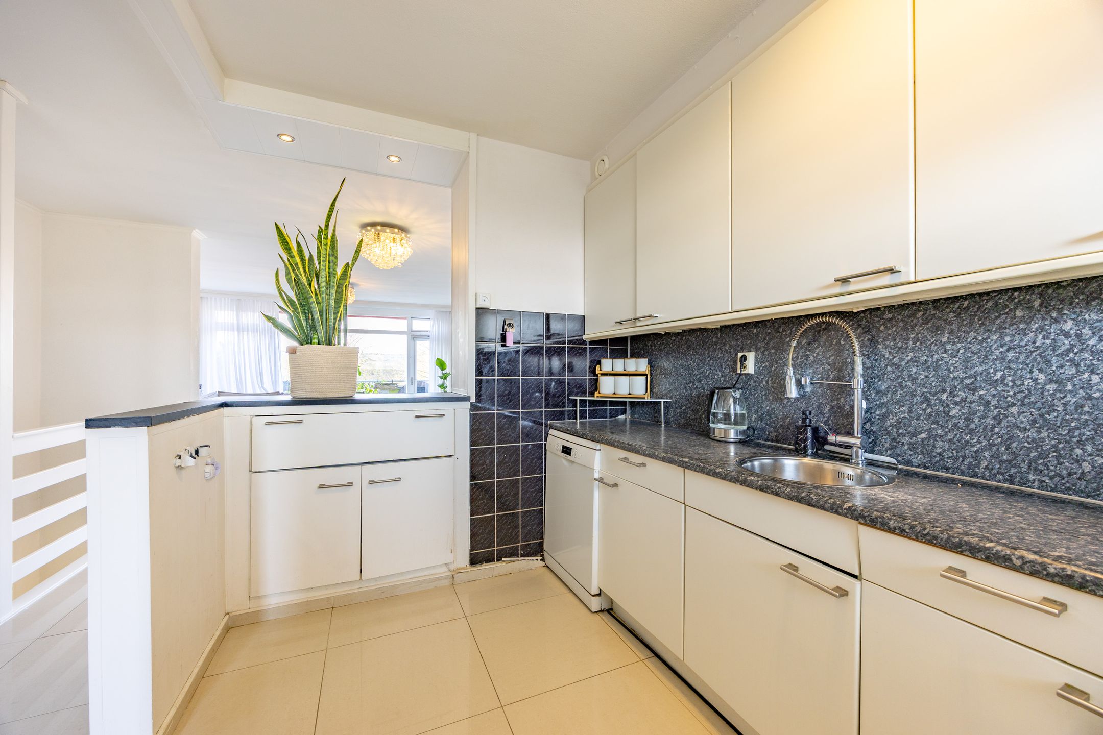 Foto 12 van Dr H.J. van Mooklaan 167