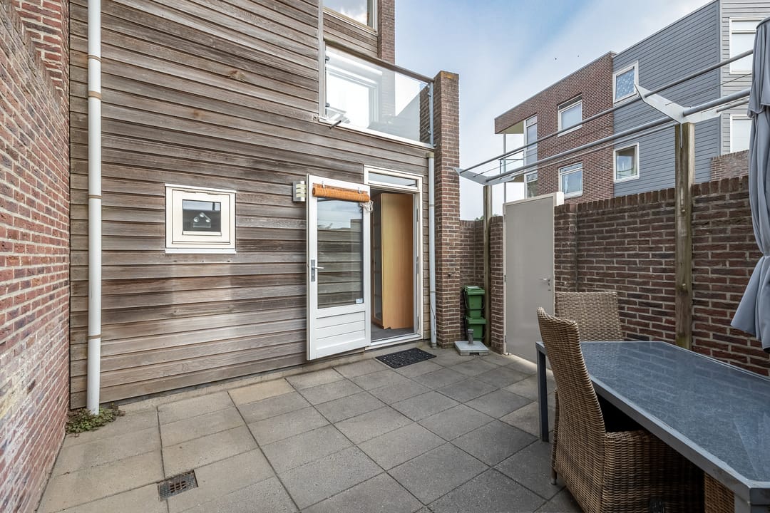 Photo 13 of Vloedlijn 2