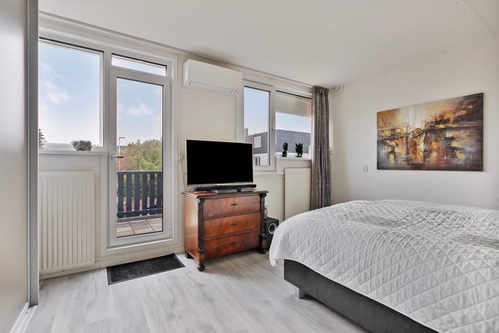 Foto 14 van Weigeliapark 12