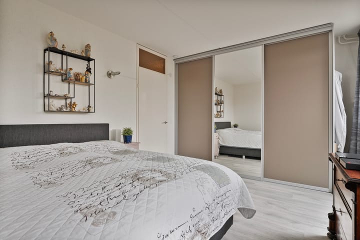 Foto 15 van Weigeliapark 12